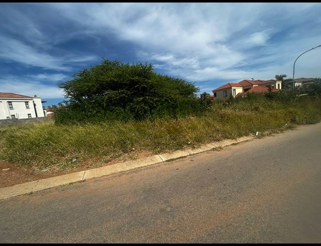 496M² VACANT LAND FOR SALE IN SERALA VIEW